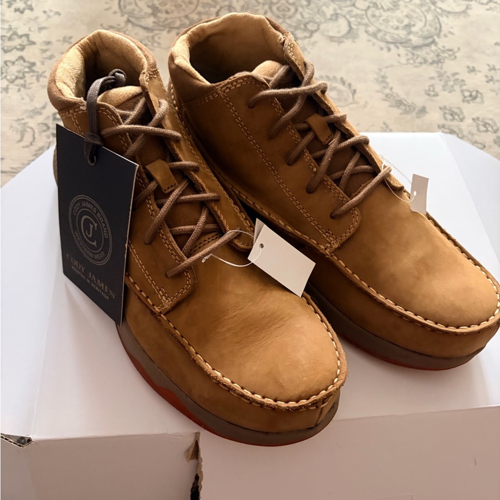 NWT CODY JAMES Men's Tan Cowboy-Style Moc Toe Boots